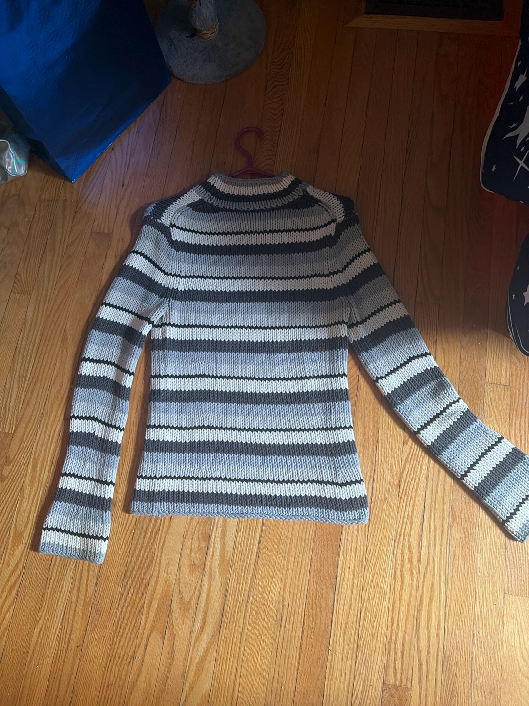 GAP Striped Sweater M/M