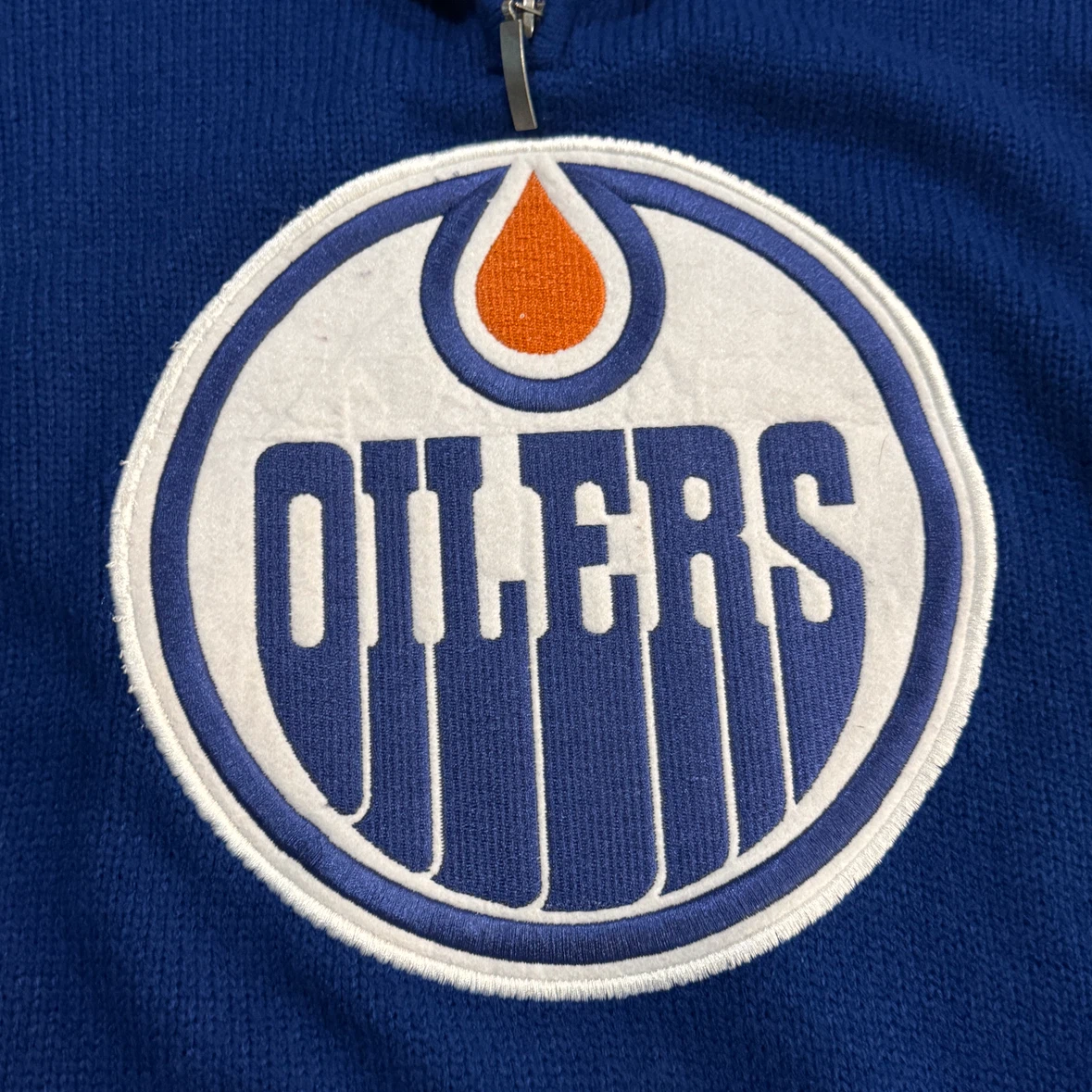 Edmonton Oilers NHL Quater Zip Sweater - Men’s Large - photo 3