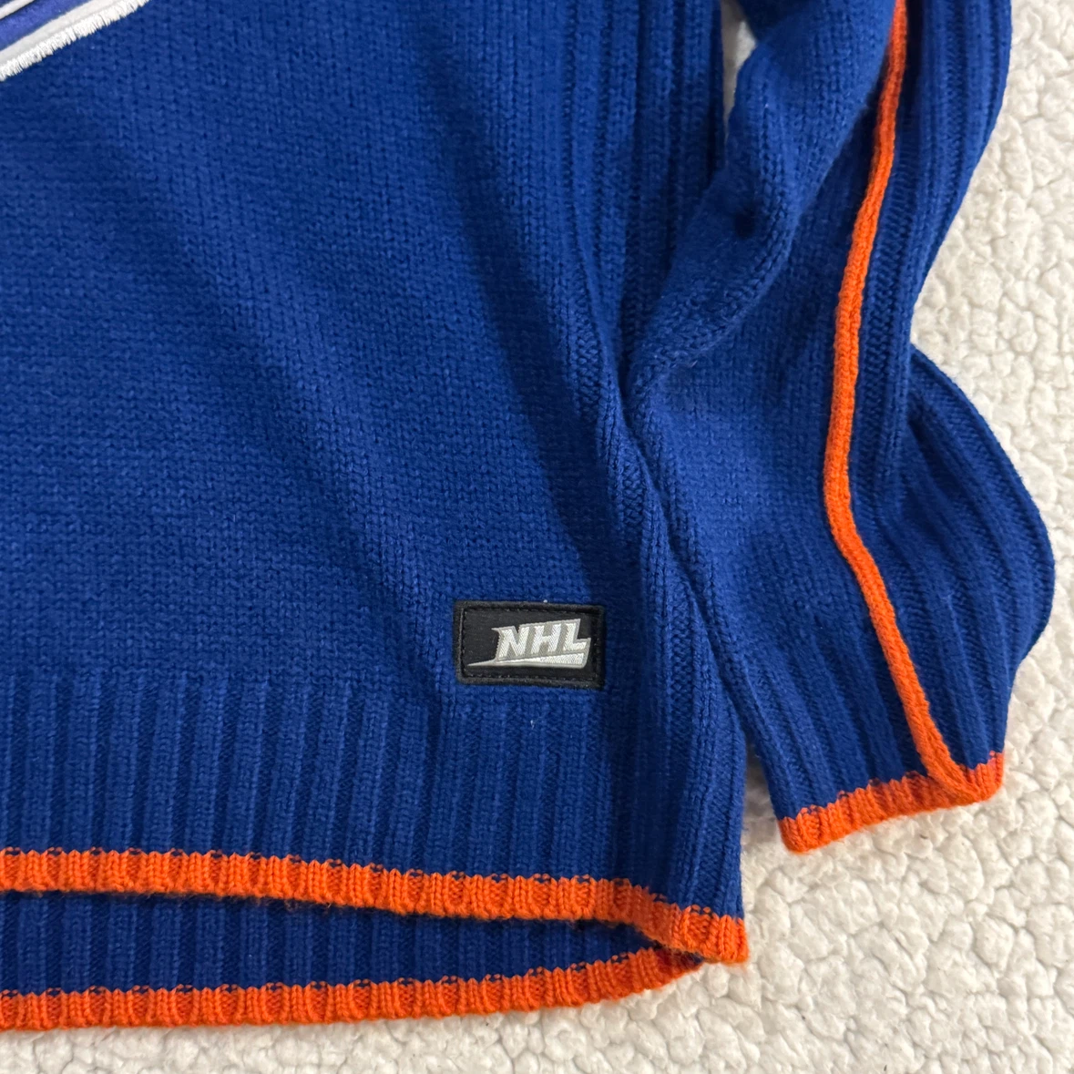 Edmonton Oilers NHL Quater Zip Sweater - Men’s Large - photo 4