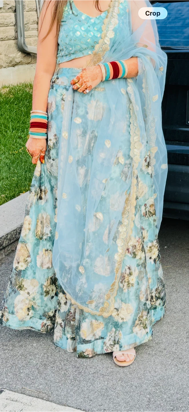 Blue floral print lehenga choli and dupatta - photo 2