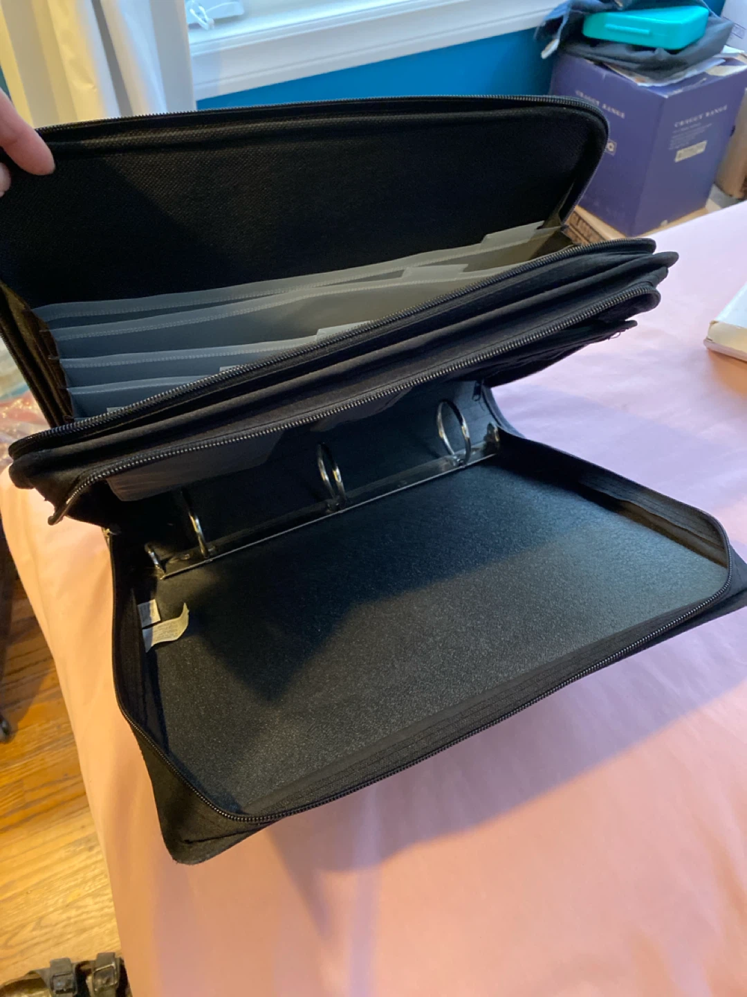 Five Star Zippered Binder with Folders - photo 2