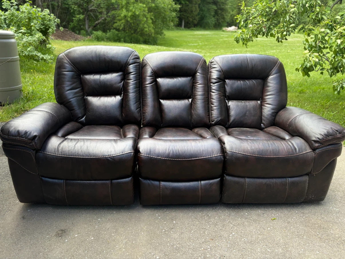 Reclining Sofa