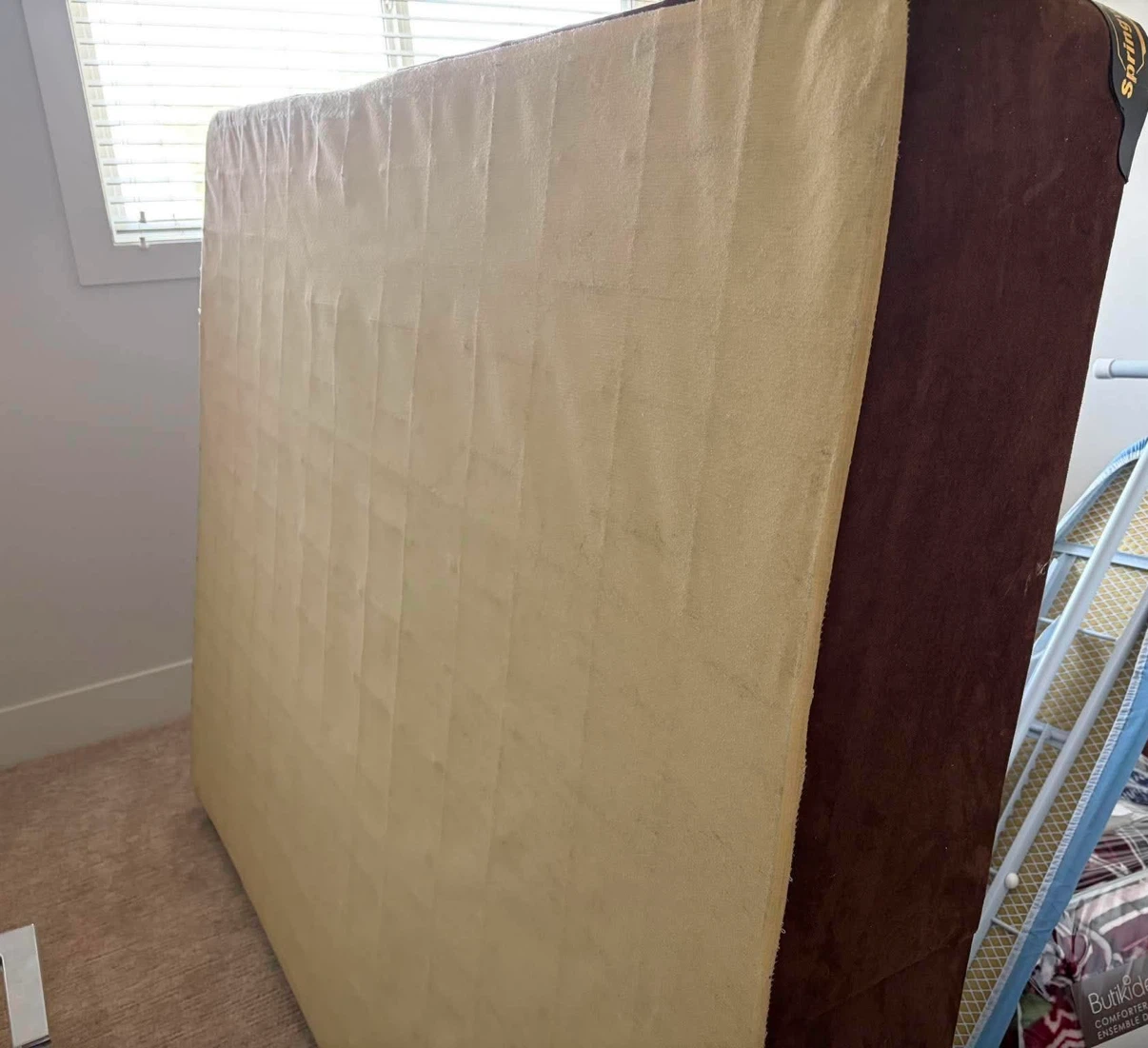 Box spring queen size
