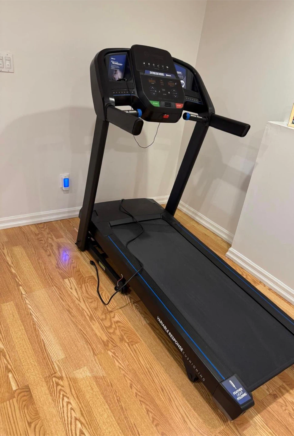 Treadmill - photo 2