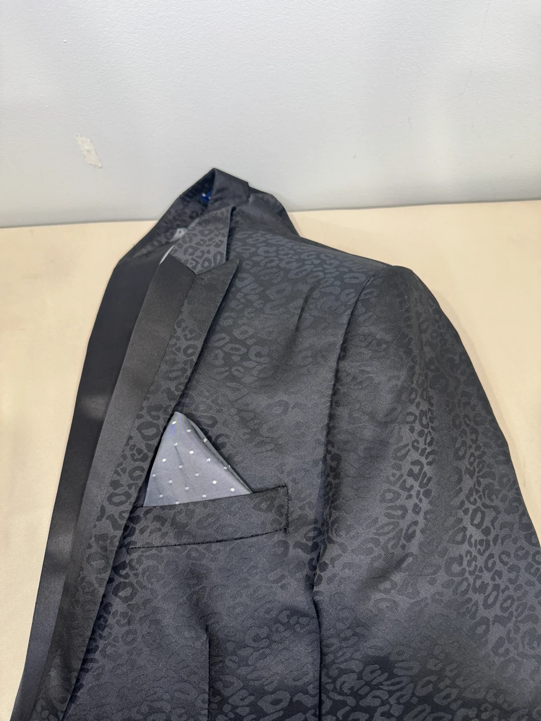 For Him London Men’s Black Leopard Suit – Medium (BNWT) - photo 5