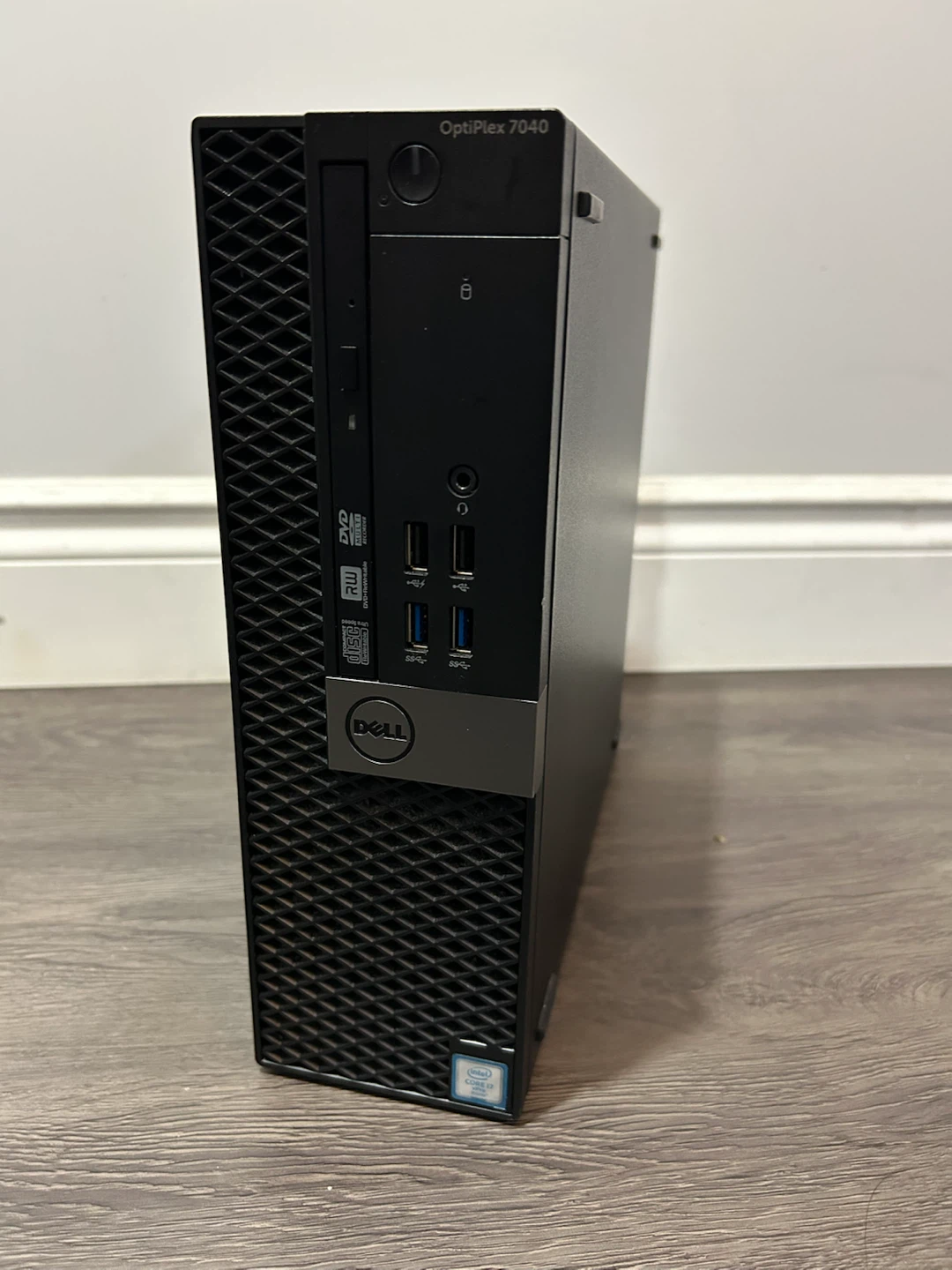 Dell OptiPlex 7040 - 8GB ram/ 256GB ssd/windows 11