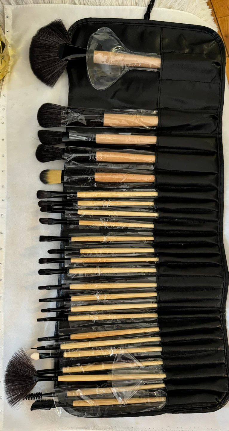24 Piece Makeup Brush Set with Roll-Up Case - photo 2