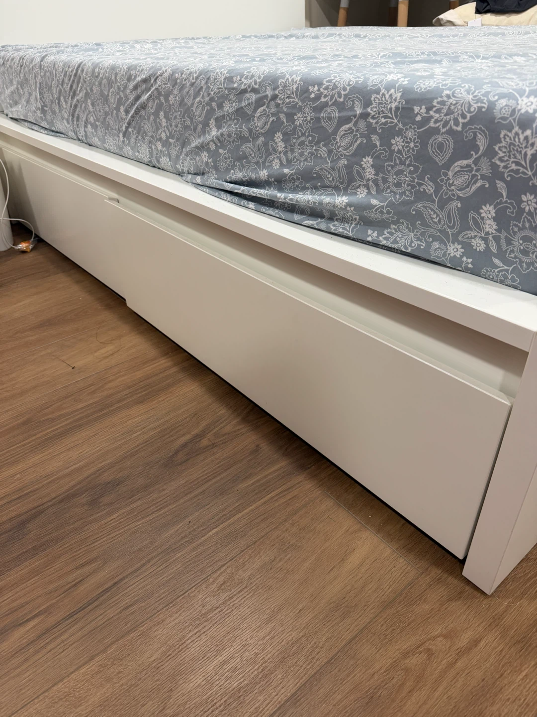 IKEA MALM Queen Bed Frame with 4 Storage Boxes - White - photo 3