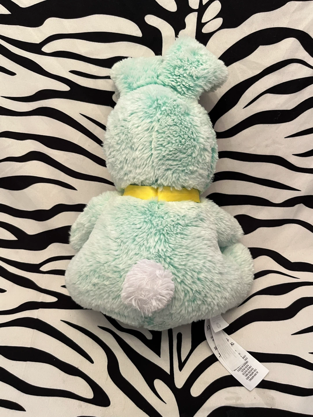 🩵 Disney Store Easter Winnie the Pooh Plush Toy 🩵 - photo 3
