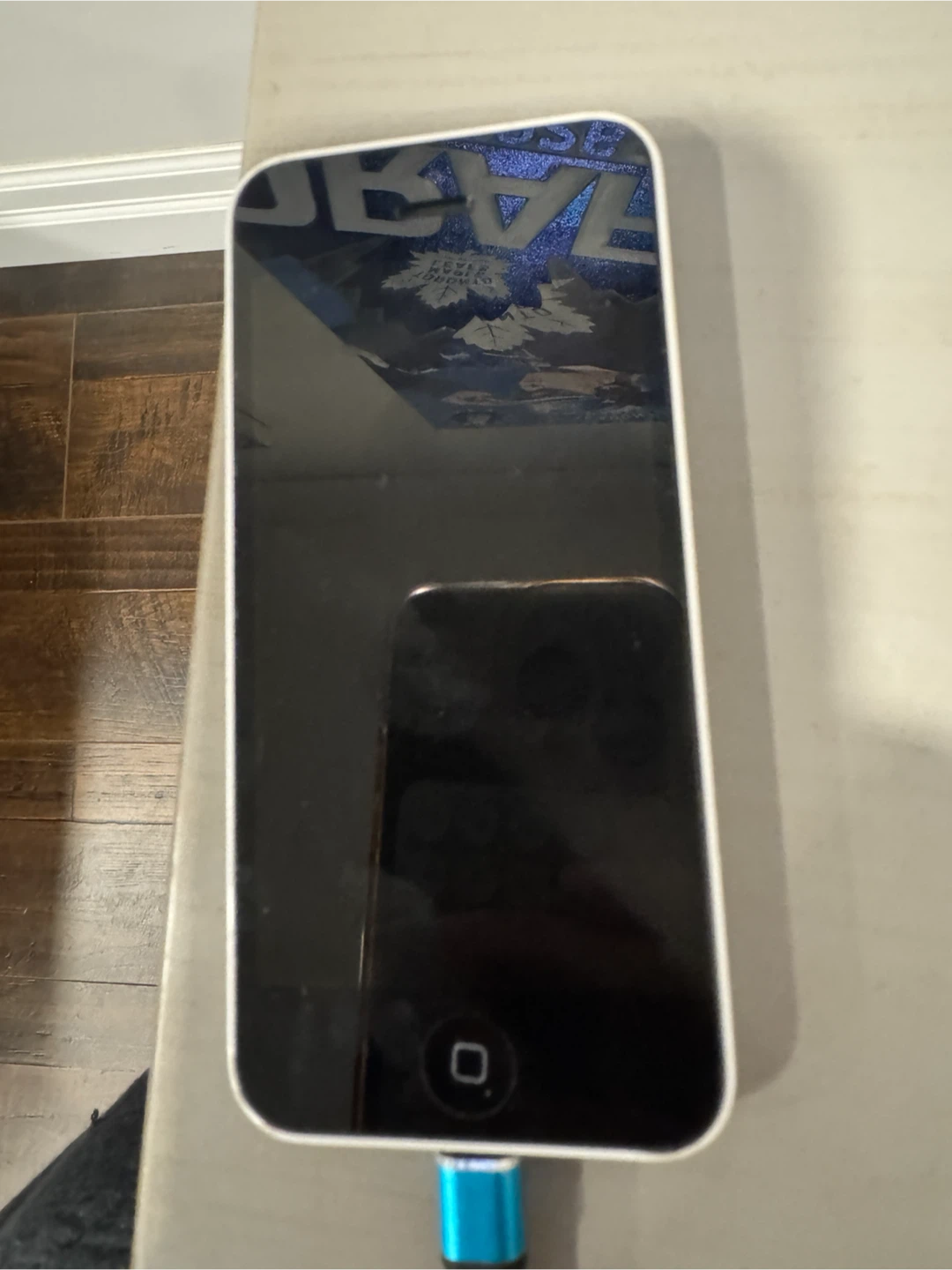 Apple iPhone 5c - photo 2