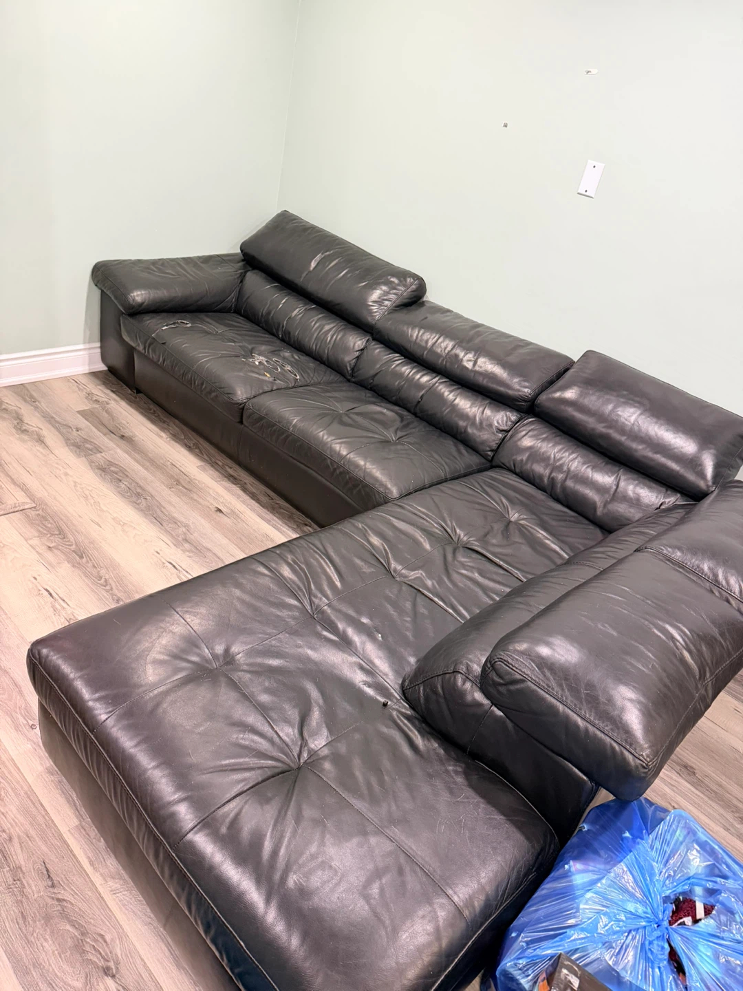 Black Leather Sectional Sofa