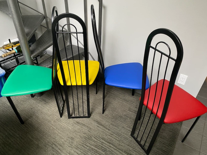 4 dining room chairs - photo 2