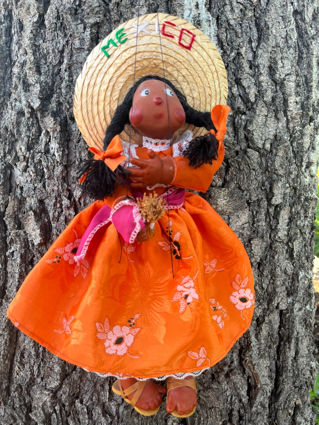Mexican Folk Art Marionette Dolls Set of 2 - photo 2