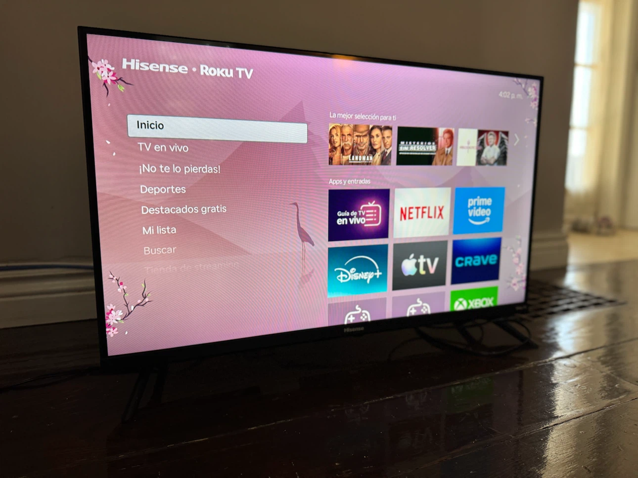 Hisense 32-inch Roku TV - photo 2