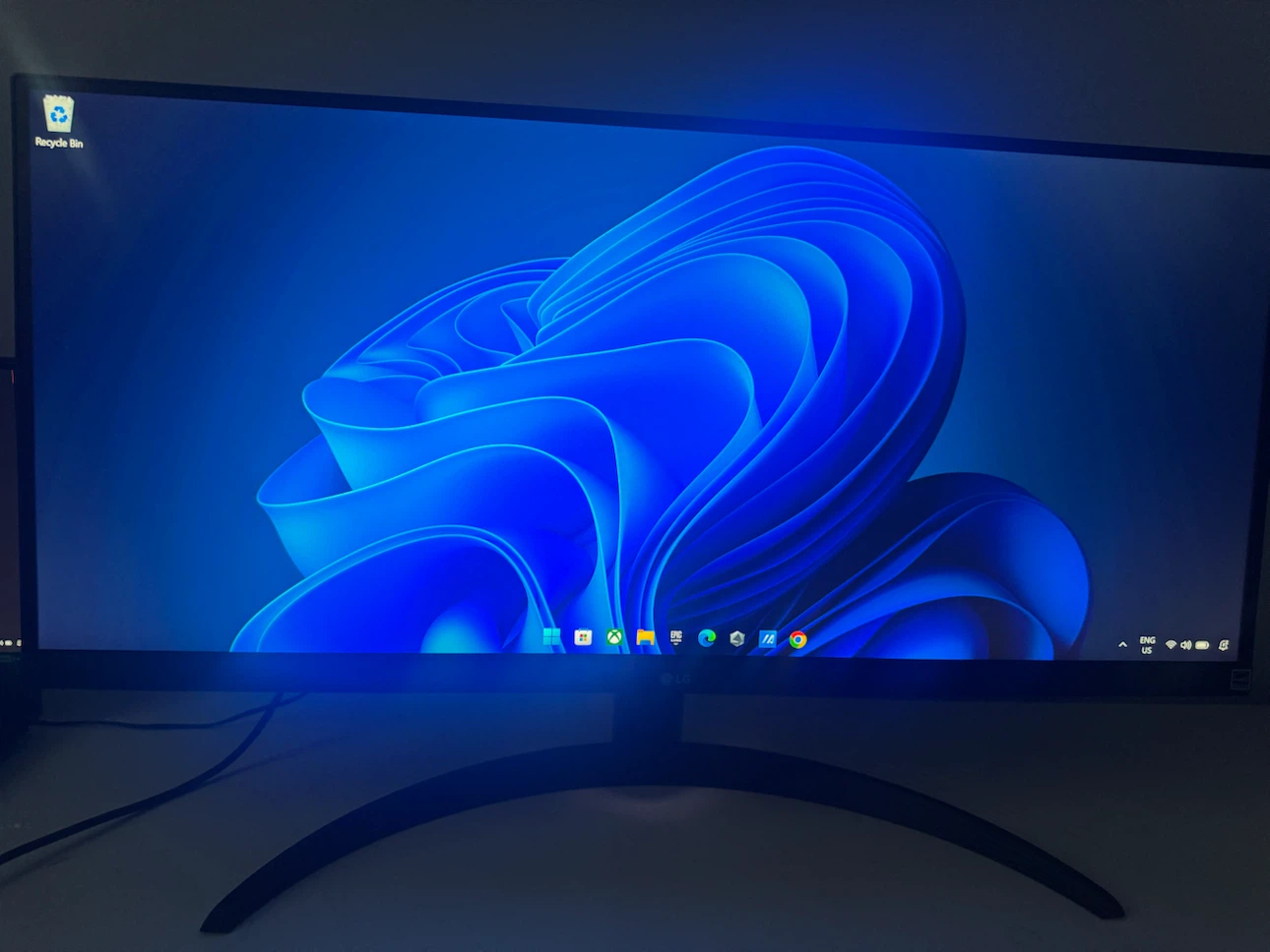 LG 27” UltraWide IPS Monitor (29WP500-B) – Like New