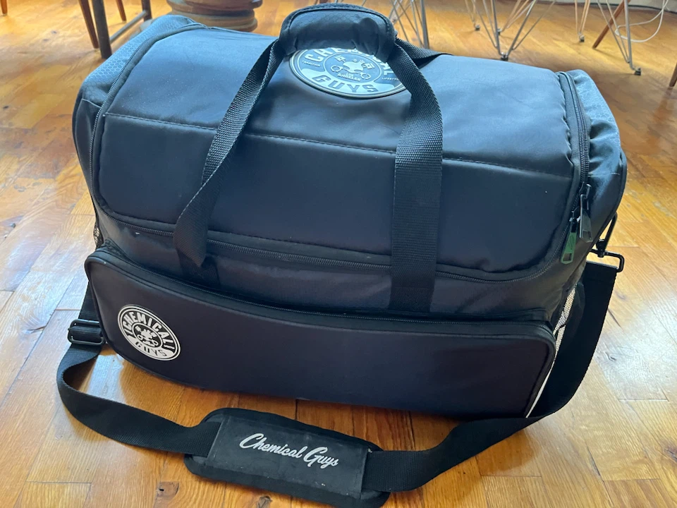 Chemical Guys Detailing Bag with Car Polisher