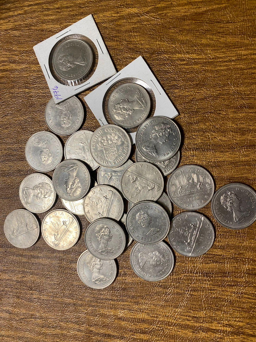 25 Assorted Canadian 1$ Coins