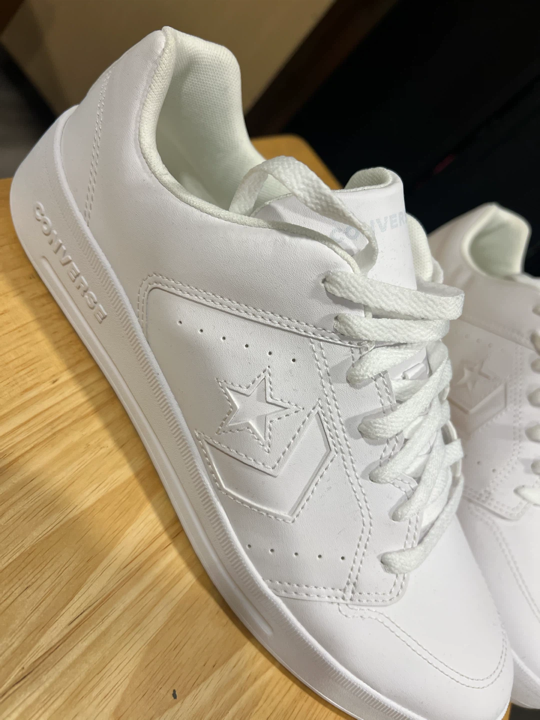 White Converse Sneakers Size 12 - photo 3