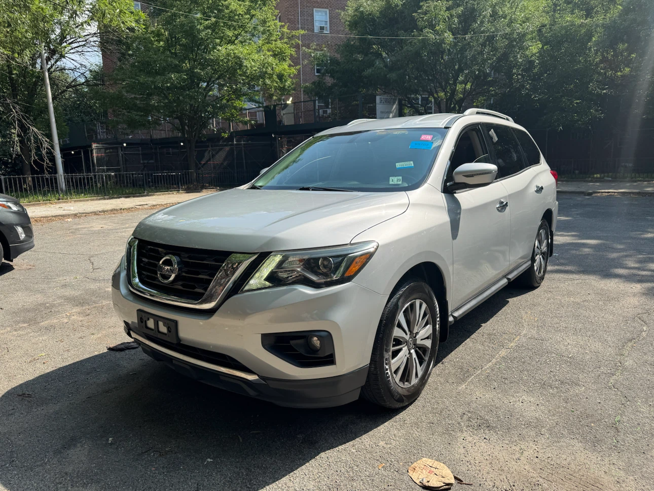2017 Silver Nissan Pathfinder 4WD SV - photo 2