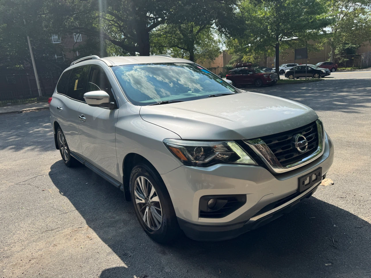 2017 Silver Nissan Pathfinder 4WD SV - photo 3