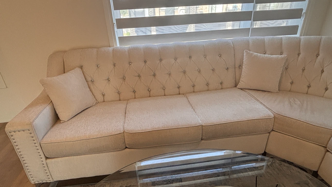 Sectional Sofa with Crystal Tufting and coffee table - photo 2