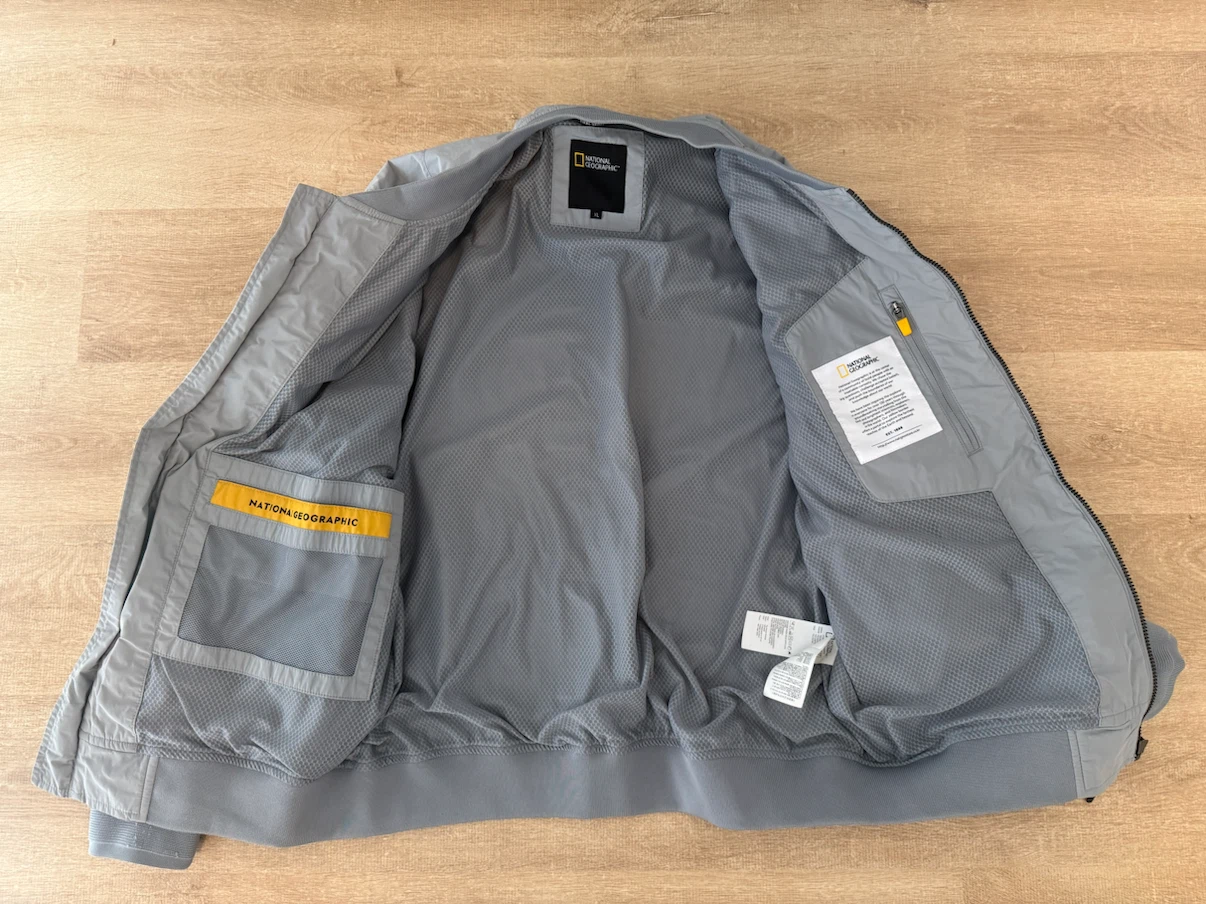 National Geographic Bomber Jacket - Excellent Condition - photo 2