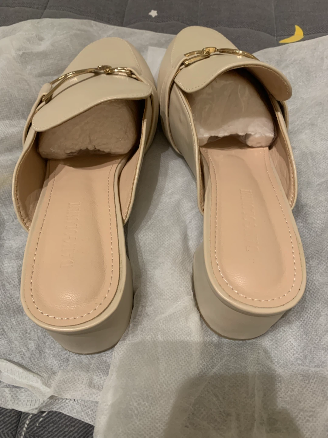 Beige Mule Heels with Gold Buckle - photo 2