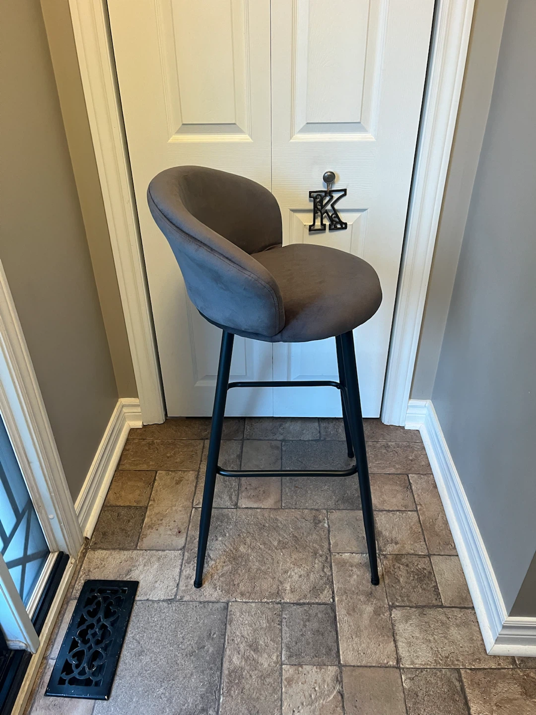 Set of 4 BRAND NEW Grey Bar Stools - photo 2