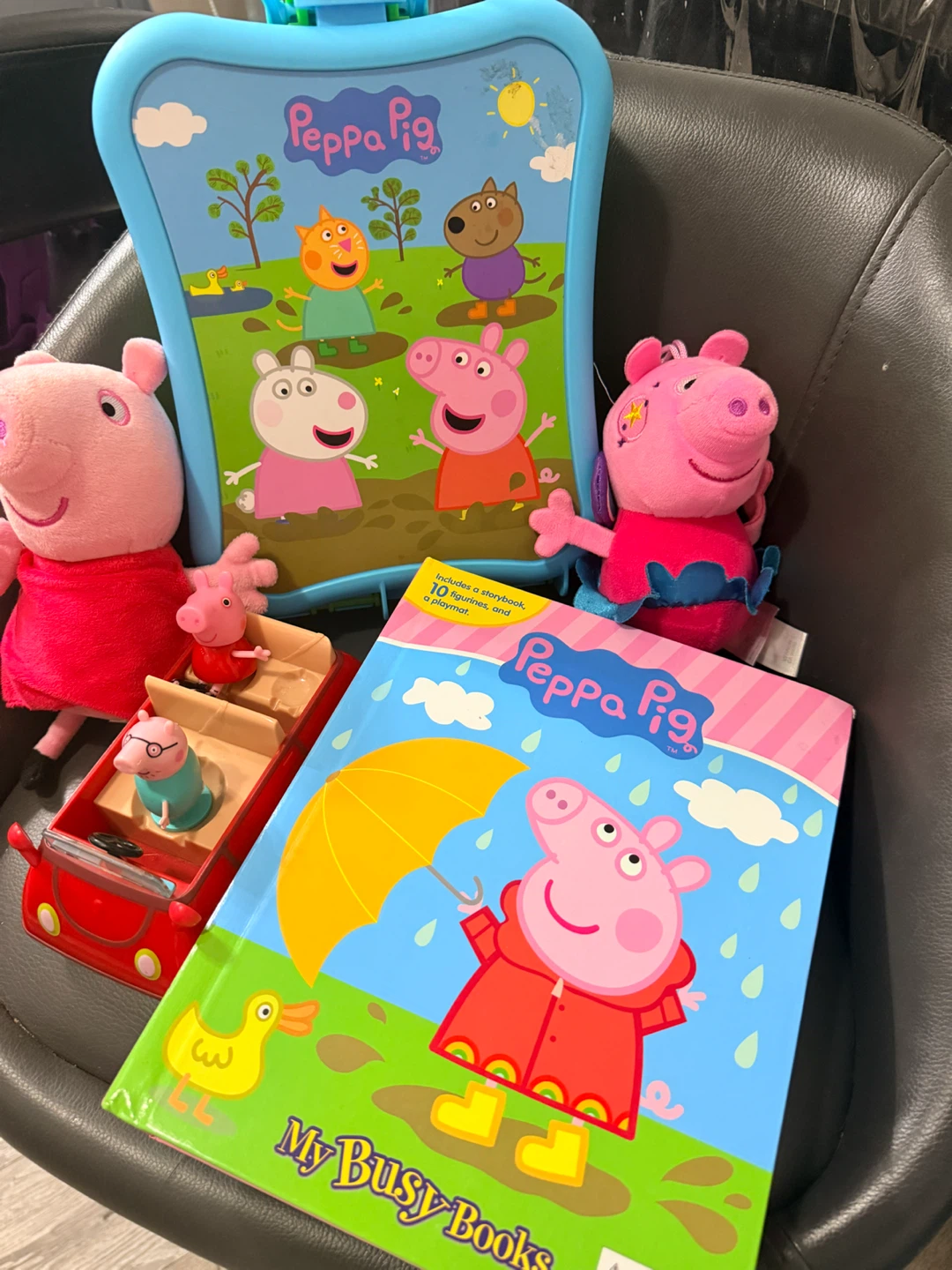 Peppa Pig My Busy Books and Figures Set - photo 2