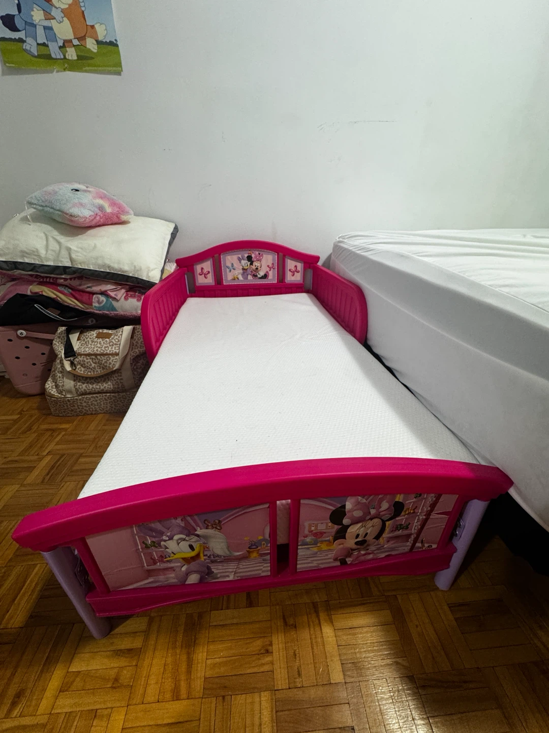 Minnie Mouse Toddler Bed