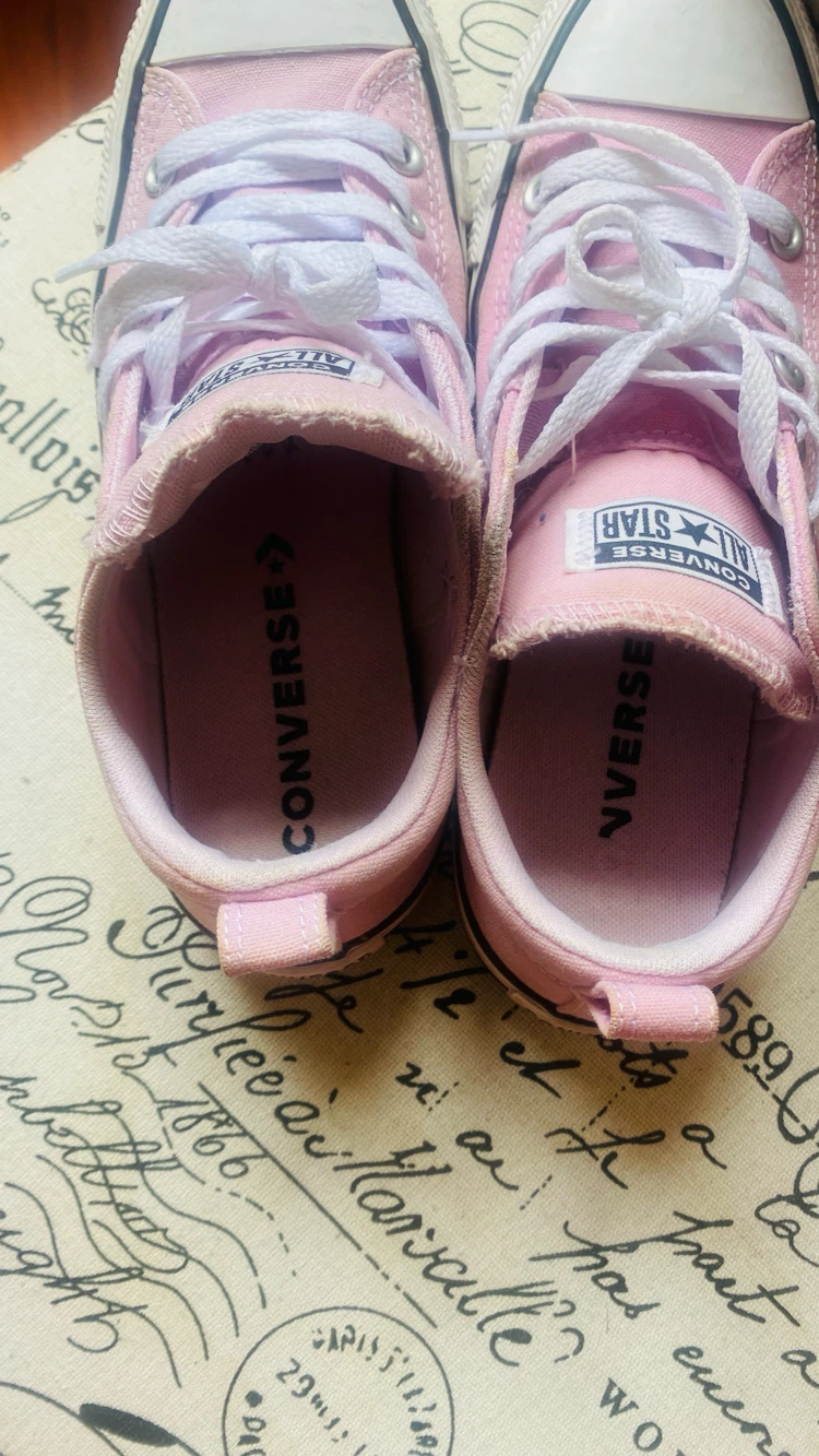 Converse size 8 ladies - photo 2