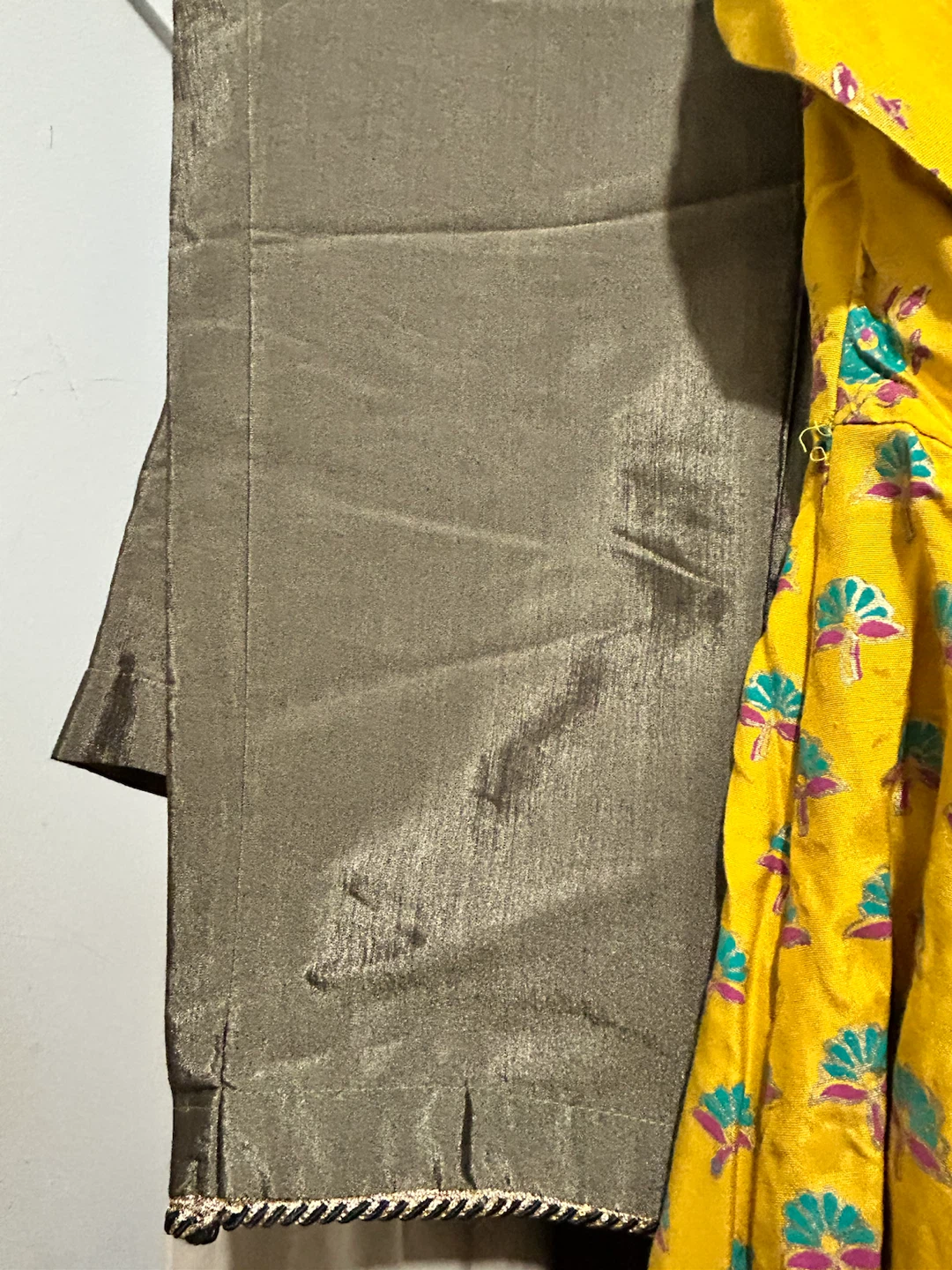 Yellow Kurti with Pants Set - Size S - photo 3