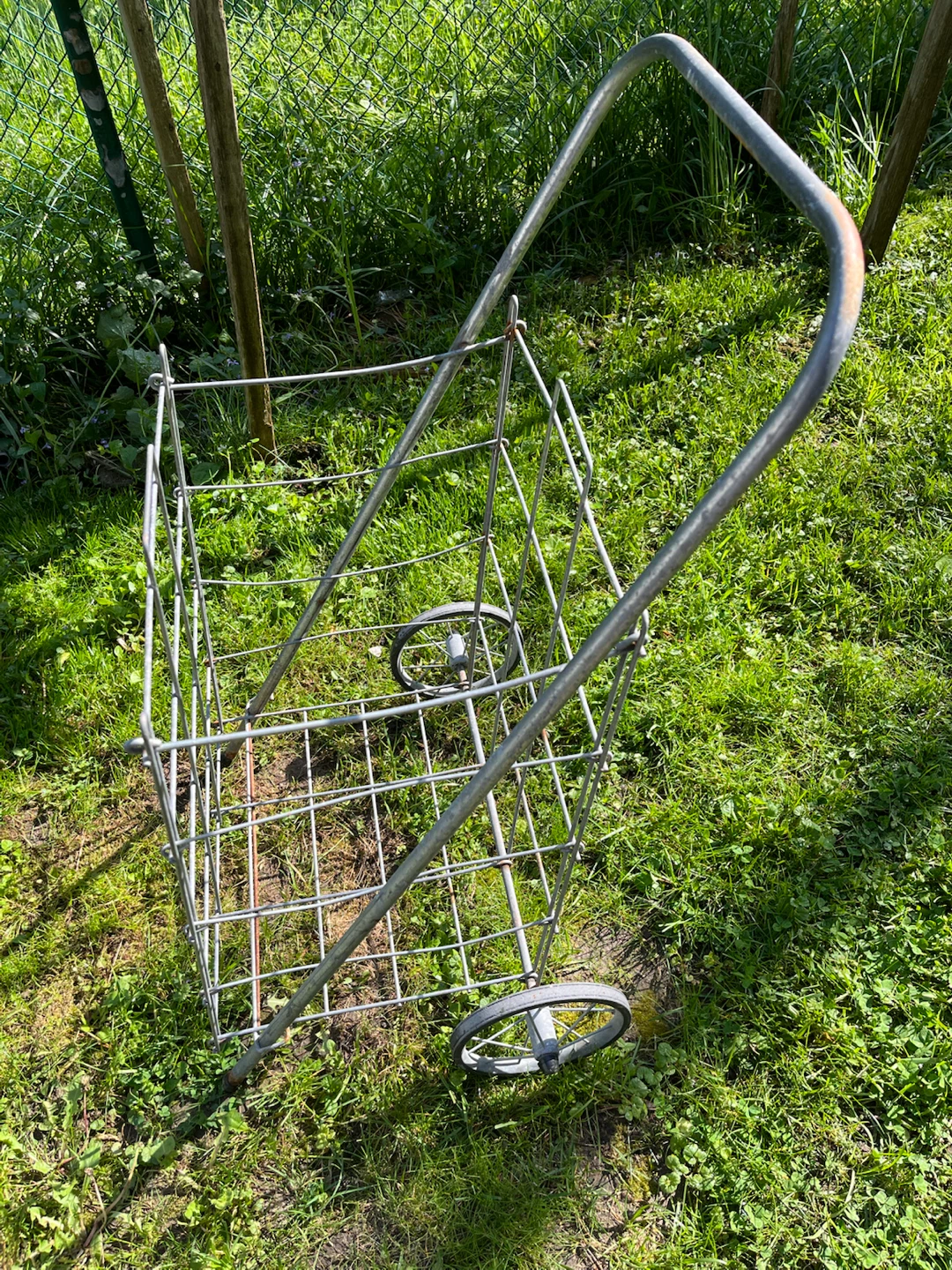 Vintage Metal Shopping Cart Trolley - photo 2