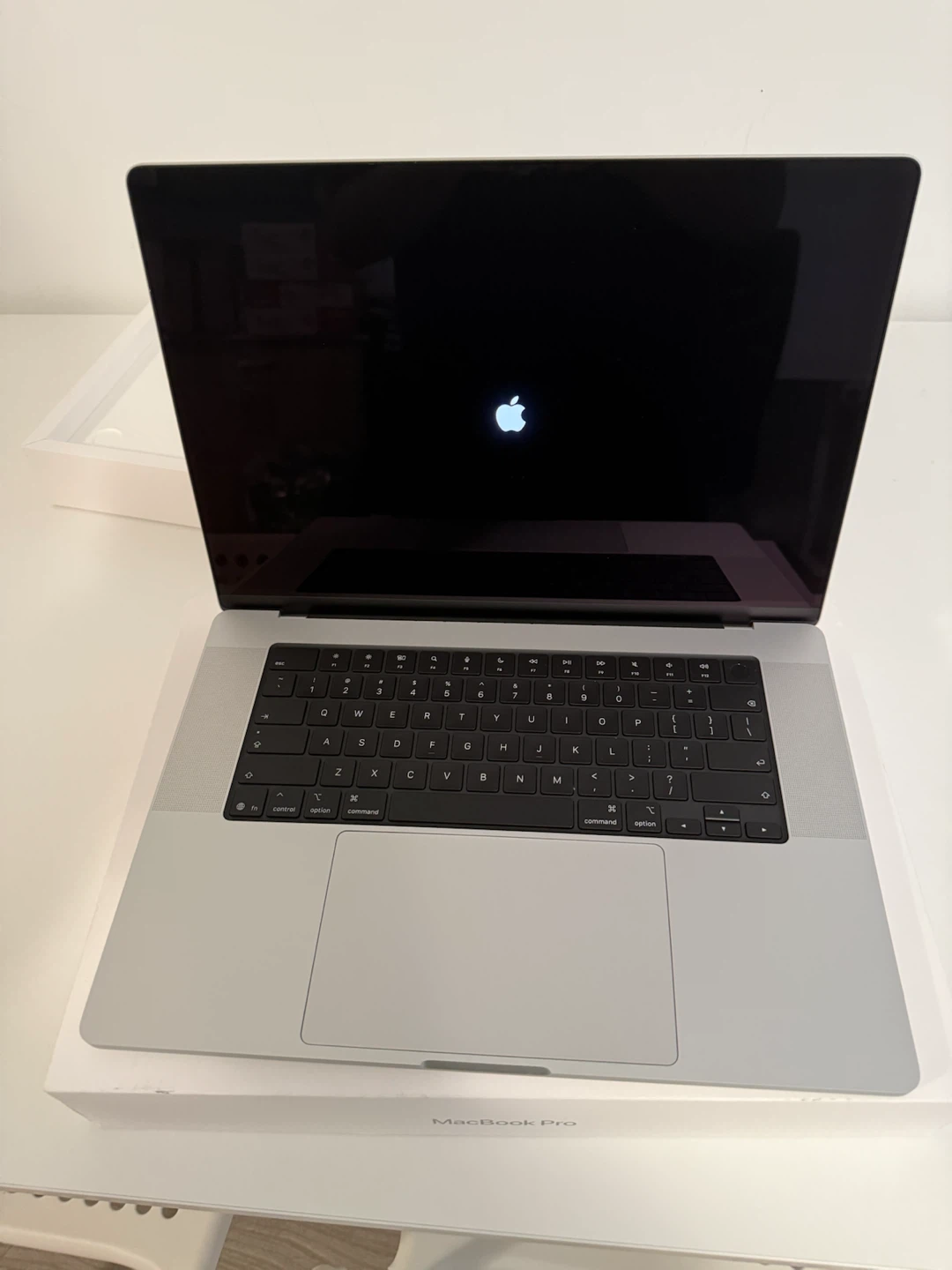 Apple MacBook Pro 16-inch M5 Max 64GB Ram 2TB SSD (Apple Care +)