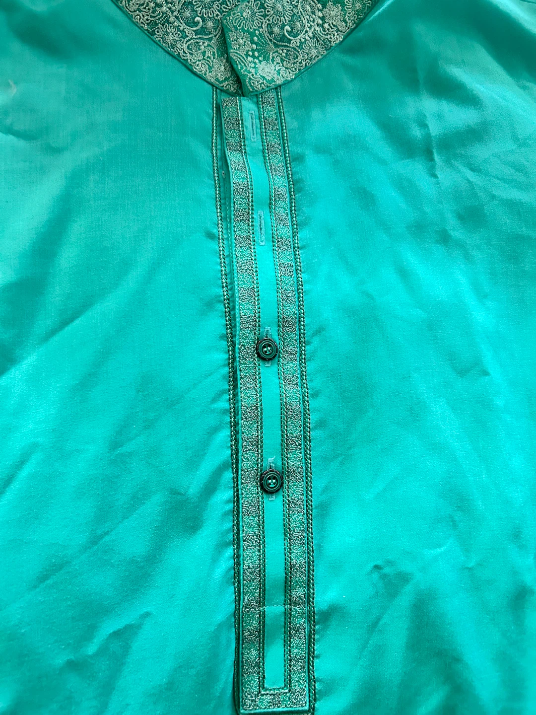 J. Junaid Jamshed Kurta- boys size small - photo 2
