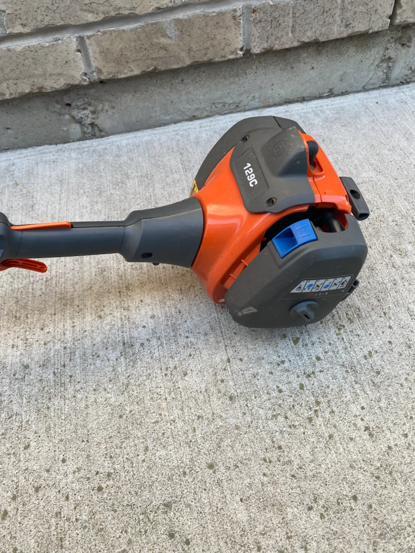 Husqvarna 129C Gas String Trimmer - photo 3