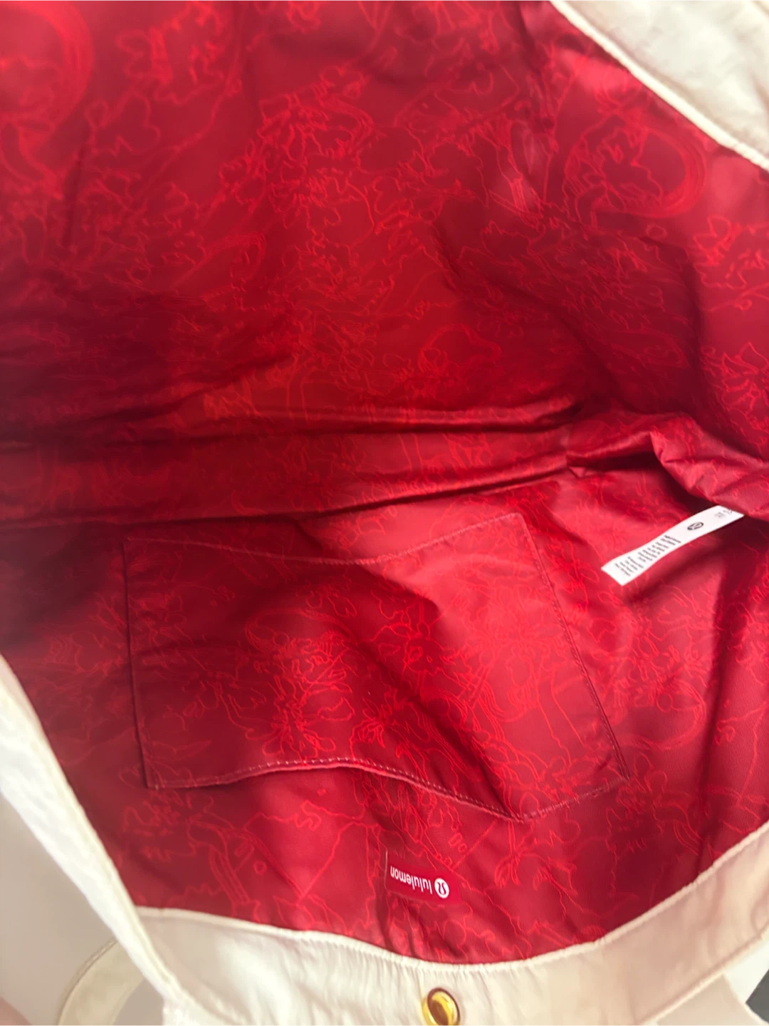 Lululemon Daily Multi-Pocket Tote "New Year" Bag - photo 4