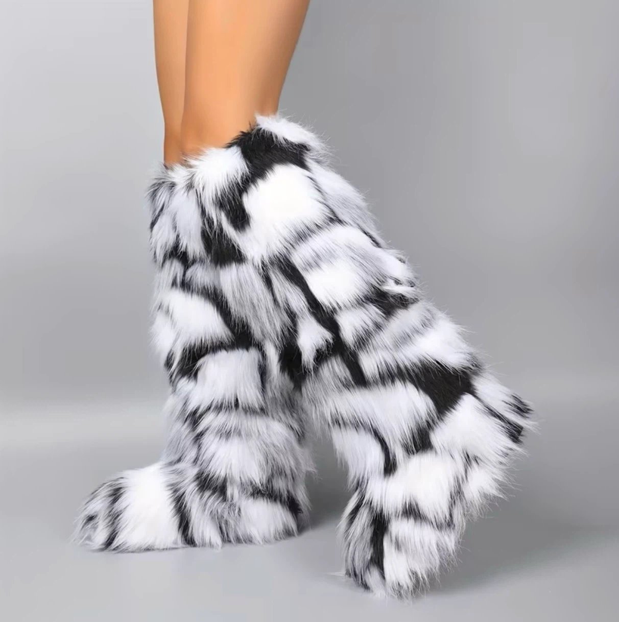 Black and White Faux Fur Leg Warmers Boots - photo 2