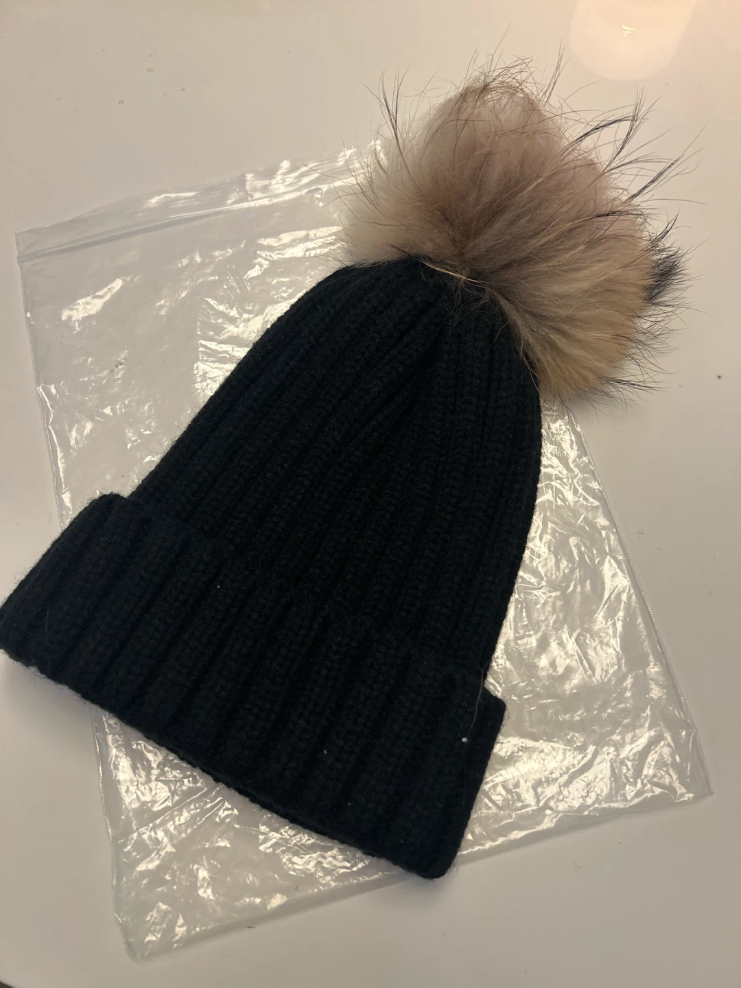 Knit Beanie with Dettachable Pom-Pom