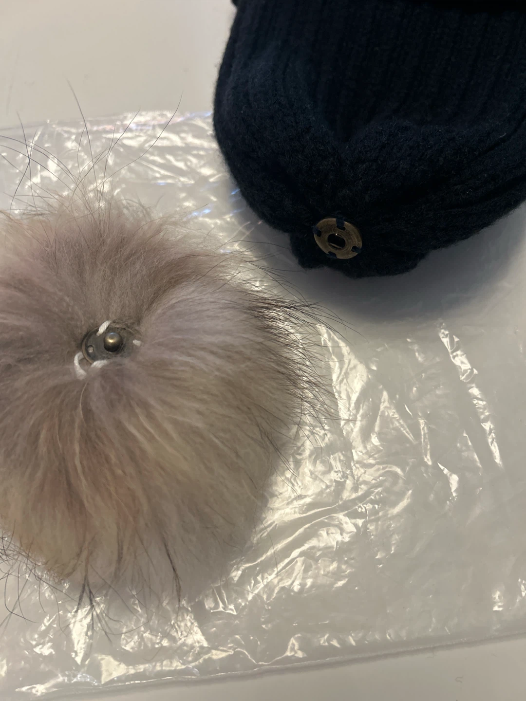 Knit Beanie with Dettachable Pom-Pom - photo 2