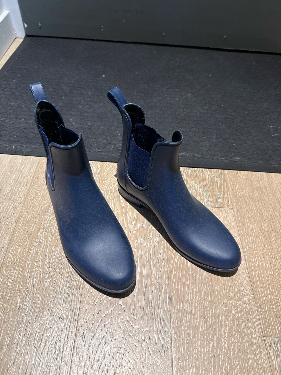 ALDO Navy Blue Ankle Rain Boots - Size 8