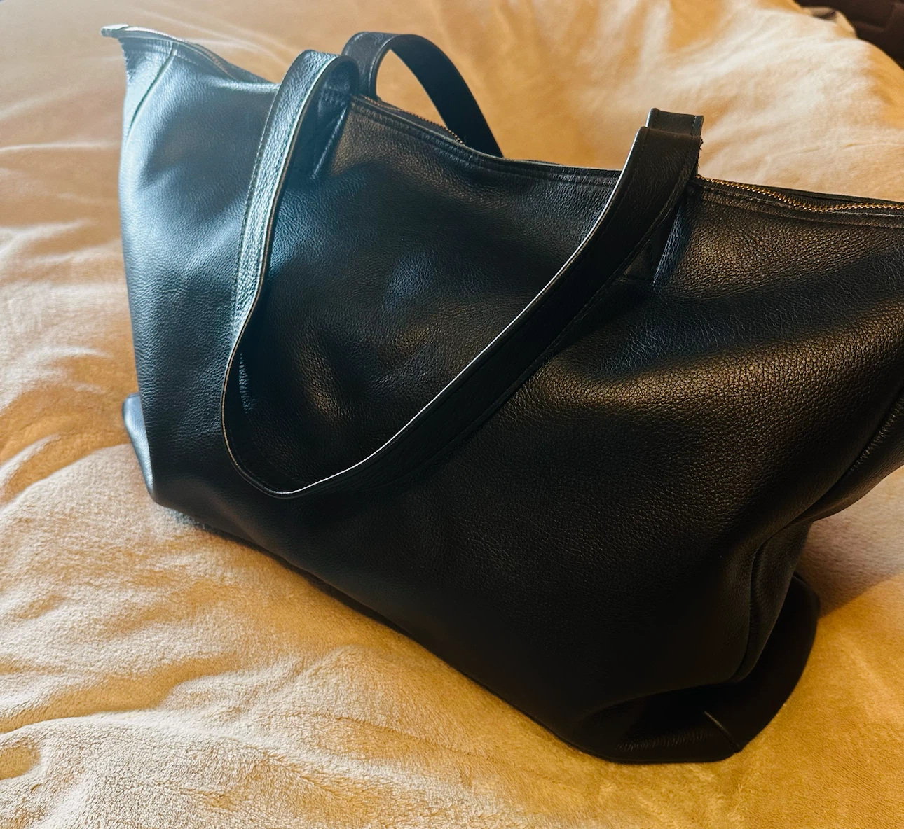 Black Genuine Leather Huge Tote Bag, good for traveling