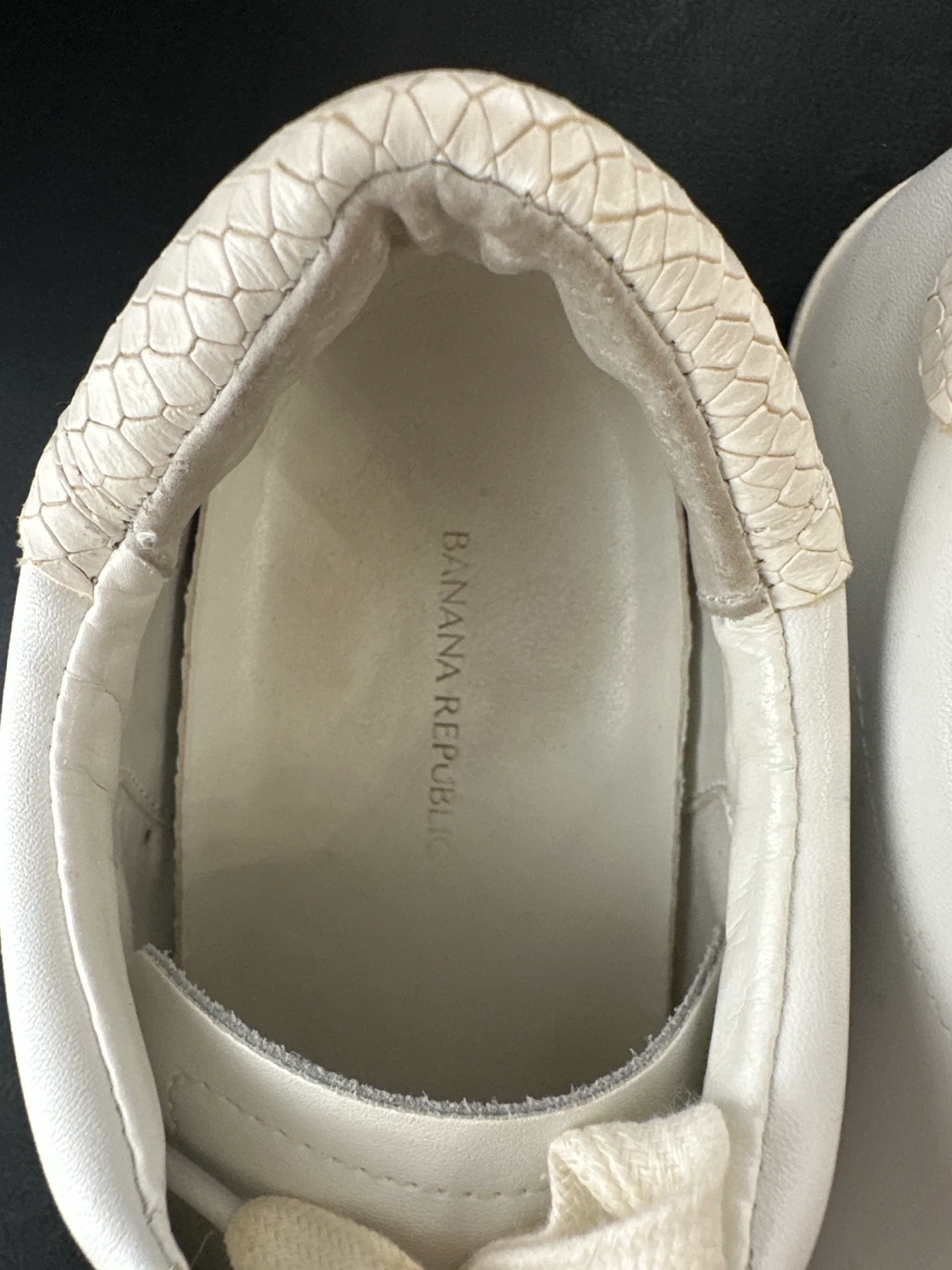 Banana Republic White Leather Sneakers Size 7M - photo 2