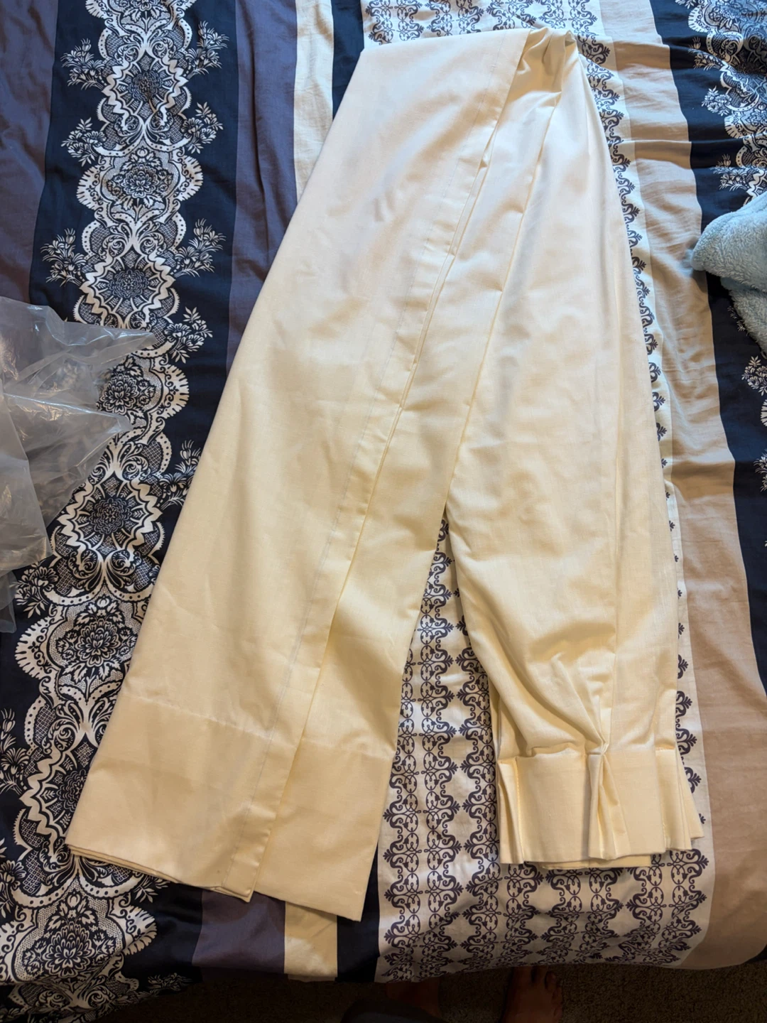 Drapes - photo 2