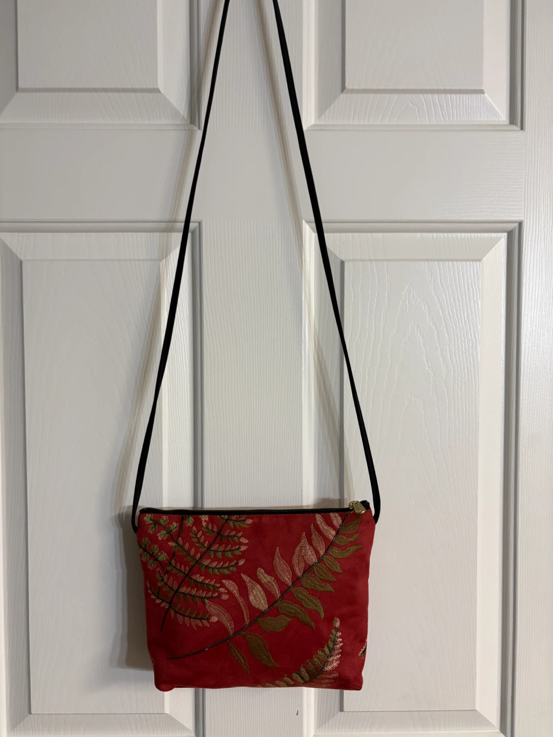 Danny K Red Suede Embroidered Fern Crossbody Bag - photo 2