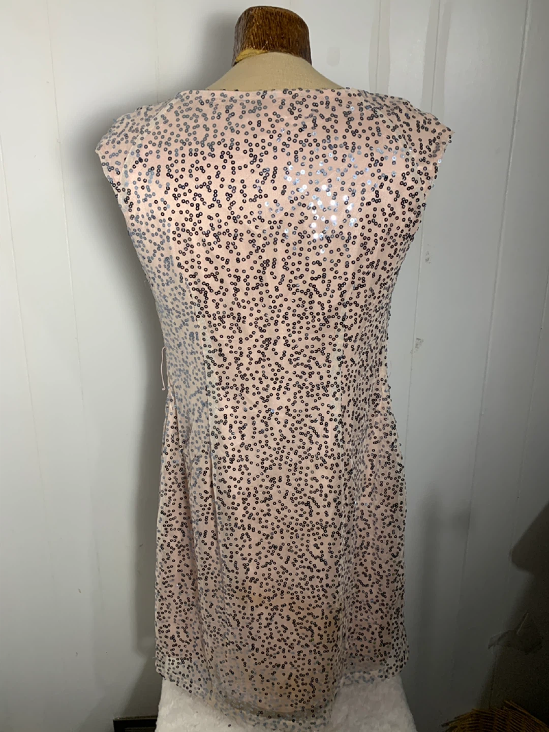 Womens Pink and Silver Sequins Dress. Venus. Size 12. - photo 3