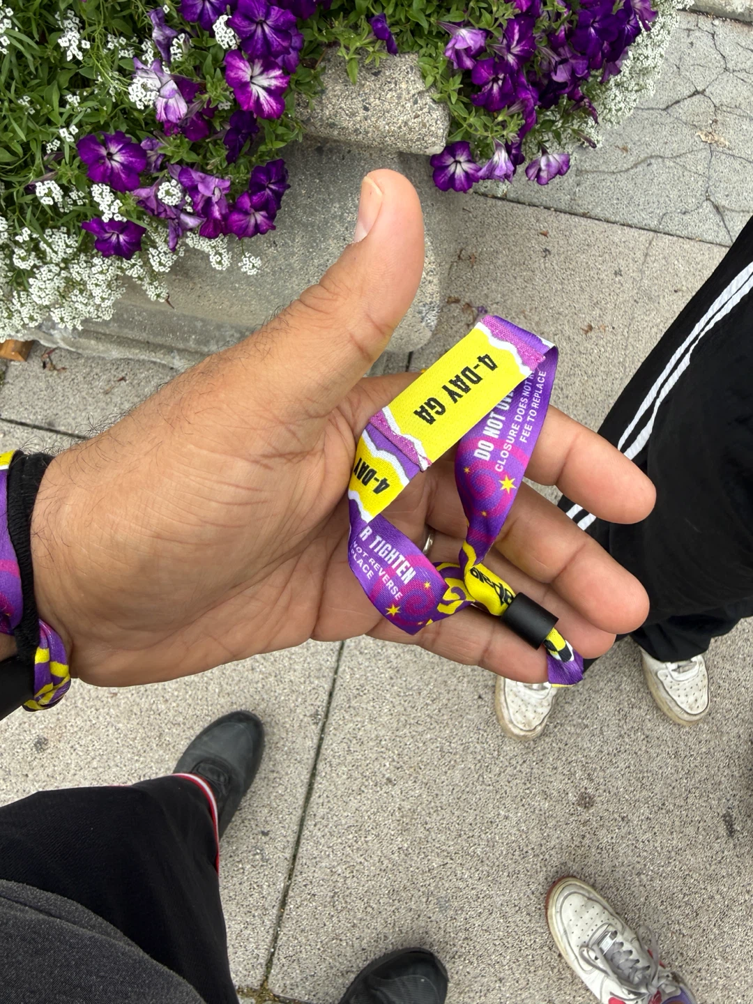 Lollapalooza 4 day wristband available for Sunday 8/2