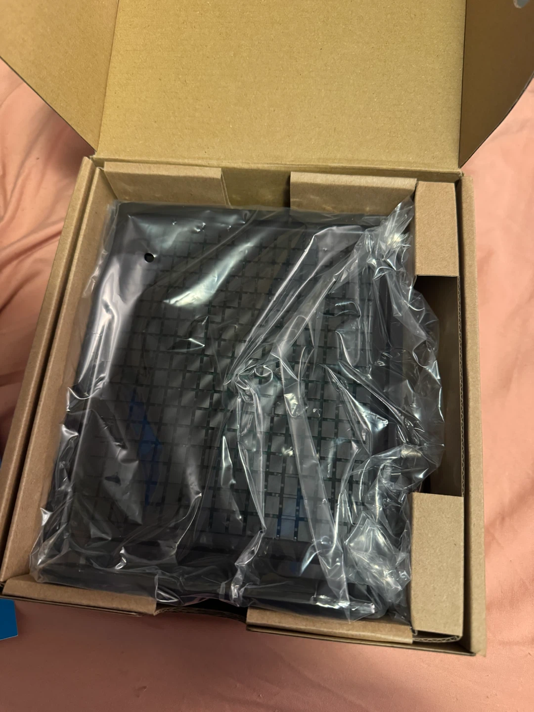 Hitron CODA56 Cable Modem - photo 2