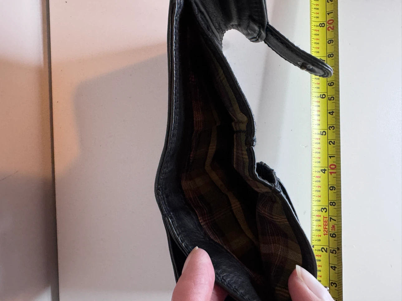 Dakota Black Leather Trifold Wallet - photo 4