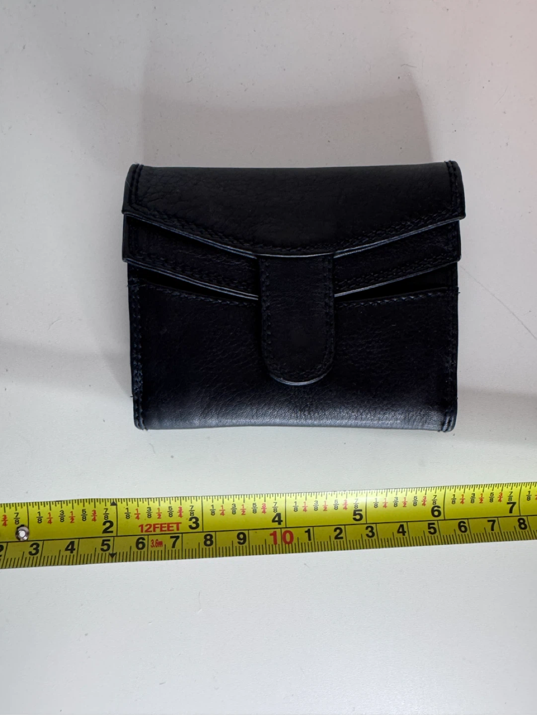 Dakota Black Leather Trifold Wallet